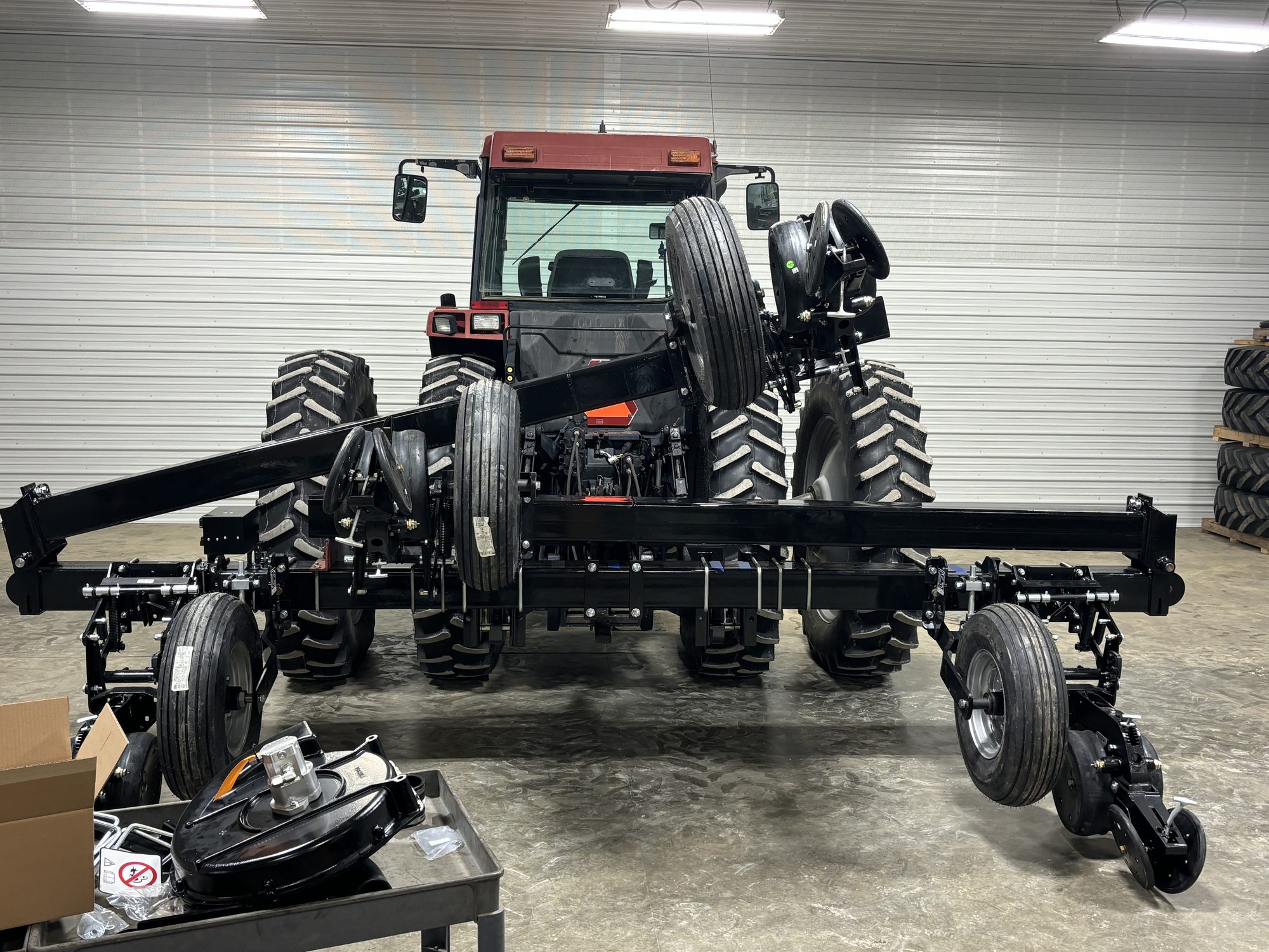 TC Machine Male-Row — 6R Custom Bar — Completed equipment overview